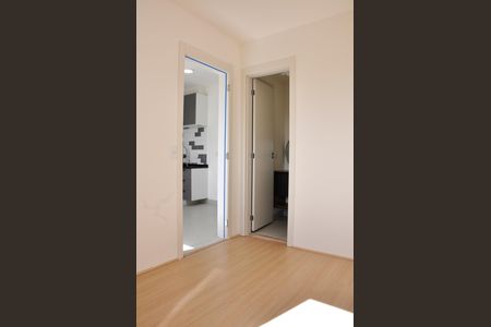 Apartamento para alugar com 33m², 2 quartos e 1 vaga Apartamento para alugar com 33m², 2 quartos e 1 vagaDetalhe - Quarto 01 com Suíte Americano