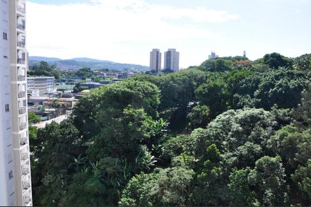 Apartamento para alugar com 33m², 2 quartos e 1 vaga Apartamento para alugar com 33m², 2 quartos e 1 vagaDetalhe - Vista do Quarto 01 com Suíte Americano