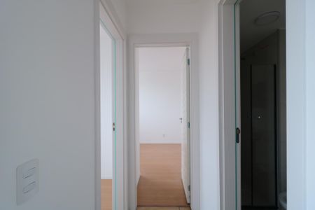 Corredor de apartamento para alugar com 2 quartos, 43m² em Engenho de Dentro, Rio de Janeiro