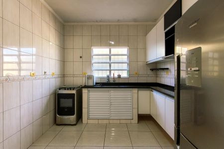 Casa para alugar com 399m², 4 quartos e 6 vagas Casa para alugar com 399m², 4 quartos e 6 vagasCozinha