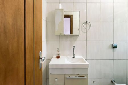 Casa para alugar com 399m², 4 quartos e 6 vagas Casa para alugar com 399m², 4 quartos e 6 vagasBanheiro da Suíte 2