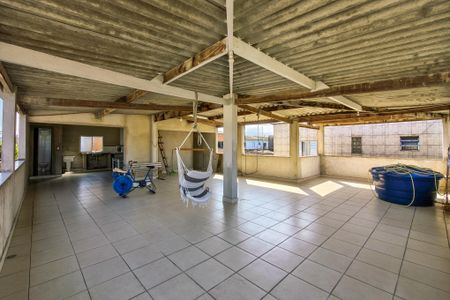 Casa para alugar com 399m², 4 quartos e 6 vagas Casa para alugar com 399m², 4 quartos e 6 vagasÁrea superior