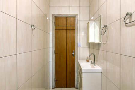 Casa para alugar com 399m², 4 quartos e 6 vagas Casa para alugar com 399m², 4 quartos e 6 vagasBanheiro da Suíte 1