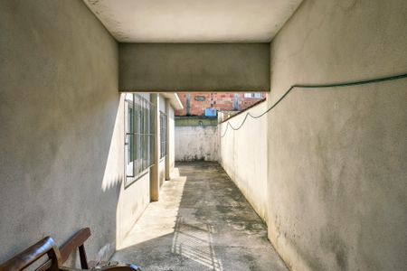 Casa para alugar com 399m², 4 quartos e 6 vagas Casa para alugar com 399m², 4 quartos e 6 vagasHall de entrada