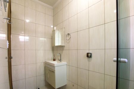 Casa para alugar com 399m², 4 quartos e 6 vagas Casa para alugar com 399m², 4 quartos e 6 vagasBanheiro da Suíte 2