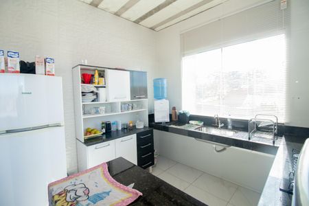 Casa para alugar com 120m², 2 quartos e 1 vaga Casa para alugar com 120m², 2 quartos e 1 vagaCozinha
