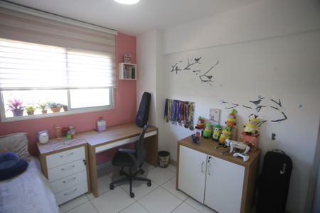Apartamento à venda com 93m², 3 quartos e 2 vagasQuarto