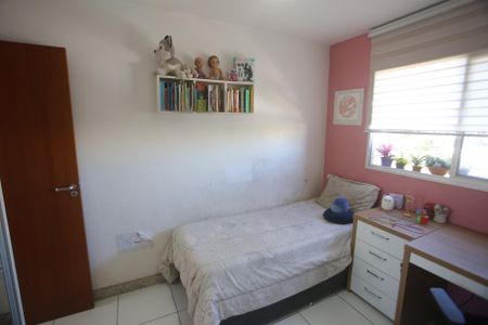 Apartamento à venda com 93m², 3 quartos e 2 vagasQuarto