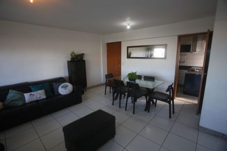 Apartamento à venda com 93m², 3 quartos e 2 vagasSala