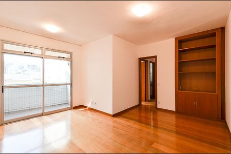 Sala Ambientes de apartamento para alugar com 3 quartos, 98m² em Santa Efigênia, Belo Horizonte