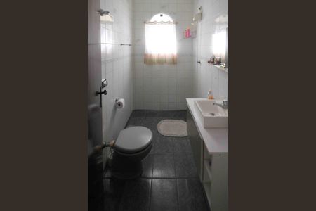 Casa para alugar com 240m², 3 quartos e 3 vagas