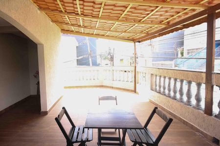 Casa para alugar com 240m², 3 quartos e 3 vagas