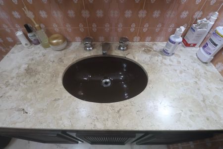 Apartamento para alugar com 72m², 2 quartos e 1 vagaBanheiro Social