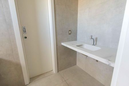 Apartamento à venda com 115m², 3 quartos e 2 vagasBanheiro 1