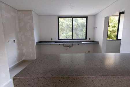 Apartamento à venda com 115m², 3 quartos e 2 vagasCozinha