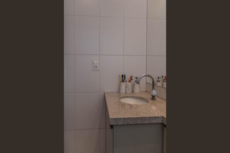 Apartamento à venda com 88m², 3 quartos e 2 vagasBanheiro da Suíte