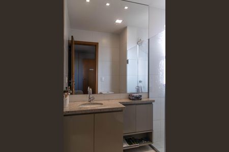 Apartamento à venda com 88m², 3 quartos e 2 vagasBanheiro da Suíte