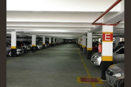 Apartamento para alugar com 50m², 2 quartos e 1 vaga Apartamento para alugar com 50m², 2 quartos e 1 vagaGaragem