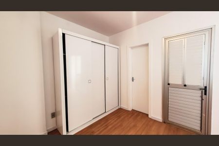 Apartamento à venda com 40m², 1 quarto e sem vagaSala / Quarto