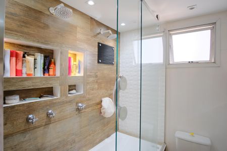 Apartamento à venda com 137m², 3 quartos e 2 vagasBanheiro da Suíte