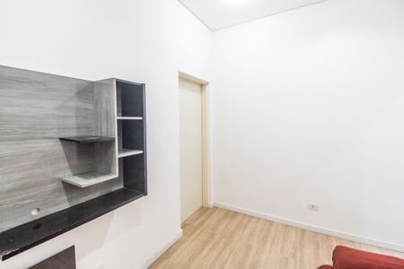 Sala de casa para alugar com 1 quarto, 30m² em Jardim Planalto, Carapicuíba