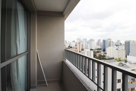 Apartamento para alugar com 26m², 1 quarto e sem vaga Apartamento para alugar com 26m², 1 quarto e sem vagaVaranda