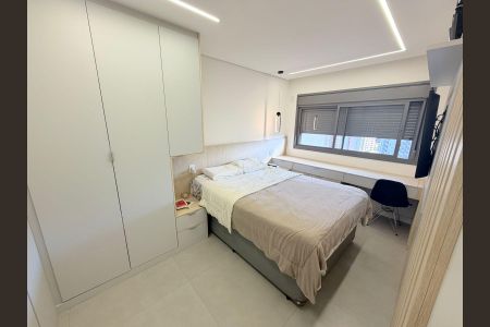Quarto de apartamento à venda com 2 quartos, 86m² em Vila Gilda, Santo André