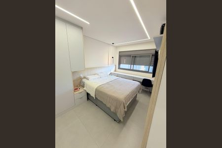 Quarto de apartamento à venda com 2 quartos, 86m² em Vila Gilda, Santo André