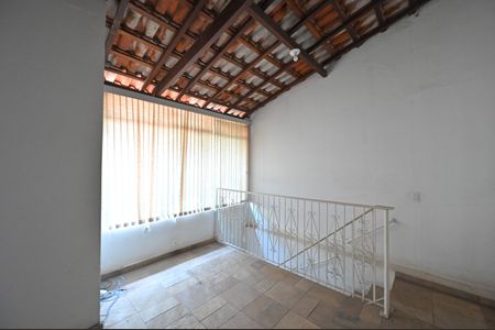 Casa à venda com 353m², 8 quartos e 7 vagasQuarto da Edícula