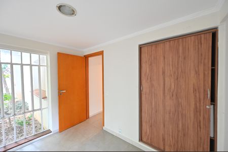 Casa à venda com 353m², 8 quartos e 7 vagasQuarto 5