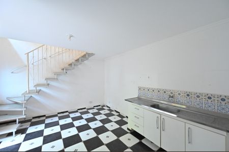 Casa à venda com 353m², 8 quartos e 7 vagasCozinha da Edícula