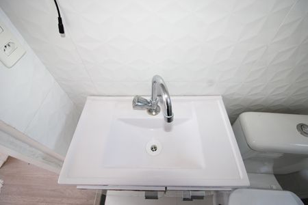 Apartamento para alugar com 39m², 2 quartos e sem vagaBanheiro