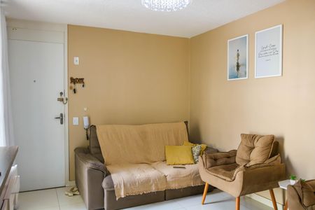 Apartamento à venda com 44m², 2 quartos e 1 vaga Apartamento à venda com 44m², 2 quartos e 1 vagaSala