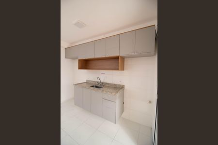 Apartamento para alugar com 39m², 1 quarto e 1 vaga Apartamento para alugar com 39m², 1 quarto e 1 vagaCozinha - Armários