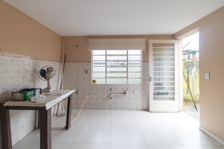 Casa para alugar com 50m², 2 quartos e 1 vagaSala/Cozinha