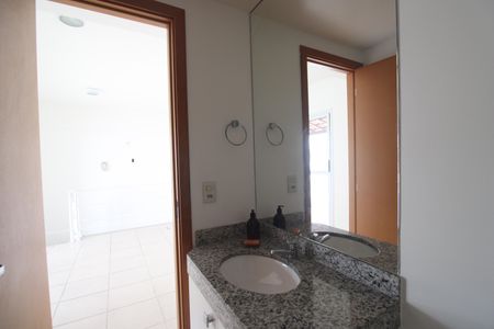 Apartamento para alugar com 120m², 3 quartos e 2 vagasTerraço - Banheiro
