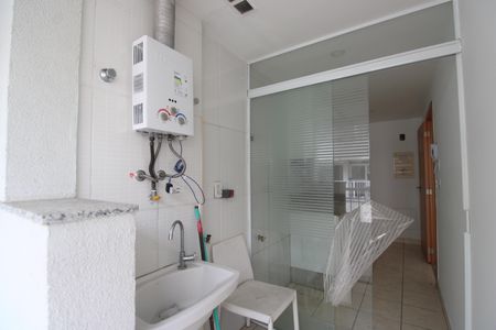 Apartamento para alugar com 120m², 3 quartos e 2 vagasÁrea de serviço