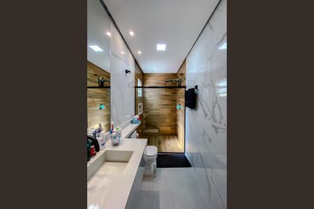 Casa à venda com 217m², 3 quartos e sem vagaBanheiro da Suíte