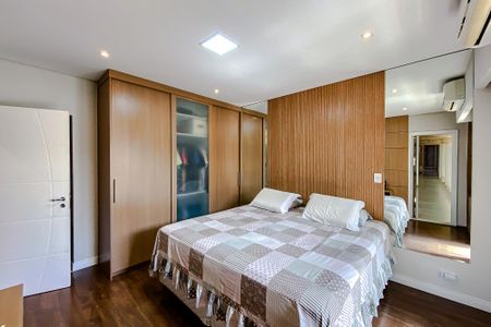 Casa à venda com 217m², 3 quartos e sem vagaQuarto 1 - Suíte