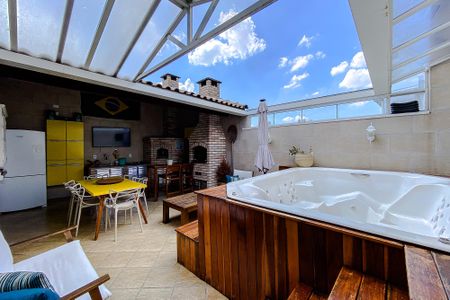 Casa à venda com 217m², 3 quartos e sem vaga Casa à venda com 217m², 3 quartos e sem vagaÁrea externa