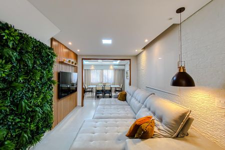 Casa à venda com 217m², 3 quartos e sem vaga Casa à venda com 217m², 3 quartos e sem vagaSala