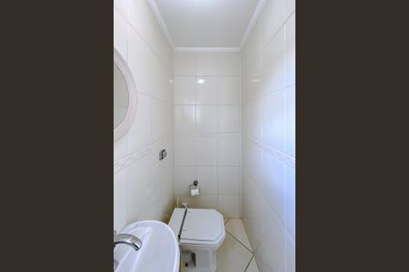 Casa à venda com 217m², 3 quartos e sem vagaBanheiro de serviço