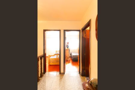 Casa à venda com 120m², 3 quartos e 2 vagasCorredor