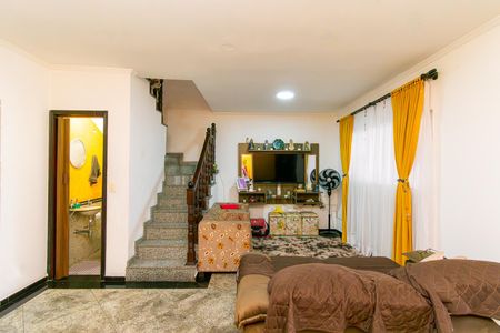 Casa à venda com 120m², 3 quartos e 2 vagasSala