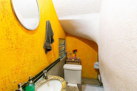 Casa à venda com 120m², 3 quartos e 2 vagasLavabo