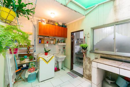 Casa à venda com 120m², 3 quartos e 2 vagasÁrea de Serviço