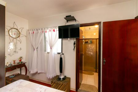 Casa à venda com 120m², 3 quartos e 2 vagasSuíte