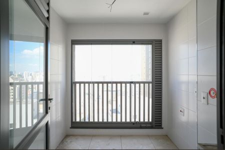 Apartamento à venda com 132m², 3 quartos e 2 vagas Apartamento à venda com 132m², 3 quartos e 2 vagasÁrea de Serviço