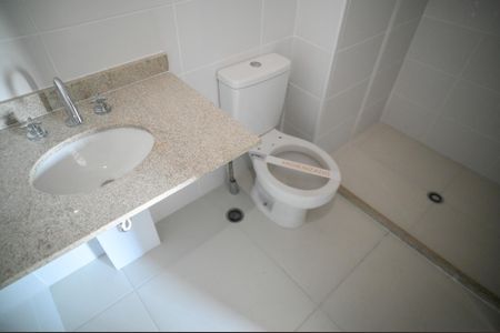 Apartamento à venda com 132m², 3 quartos e 2 vagas Apartamento à venda com 132m², 3 quartos e 2 vagasBanheiro Quarto 1 - Suite