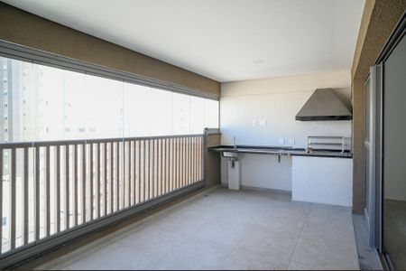 Apartamento à venda com 132m², 3 quartos e 2 vagas Apartamento à venda com 132m², 3 quartos e 2 vagasVaranda